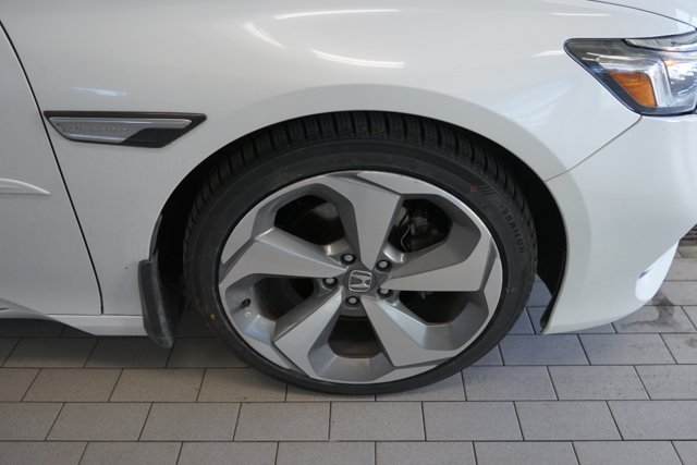 Used 2018 Honda Accord Touring image 19