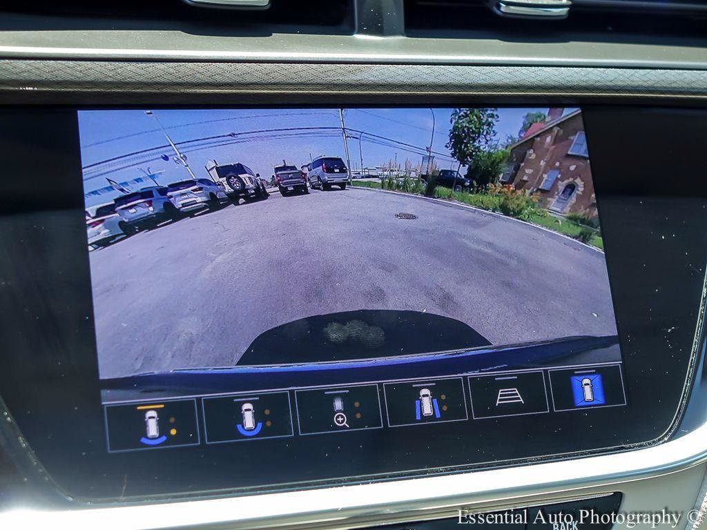 Used 2021 Buick Encore GX Essence w/ Advanced Technology Package AWD/4WD image 17