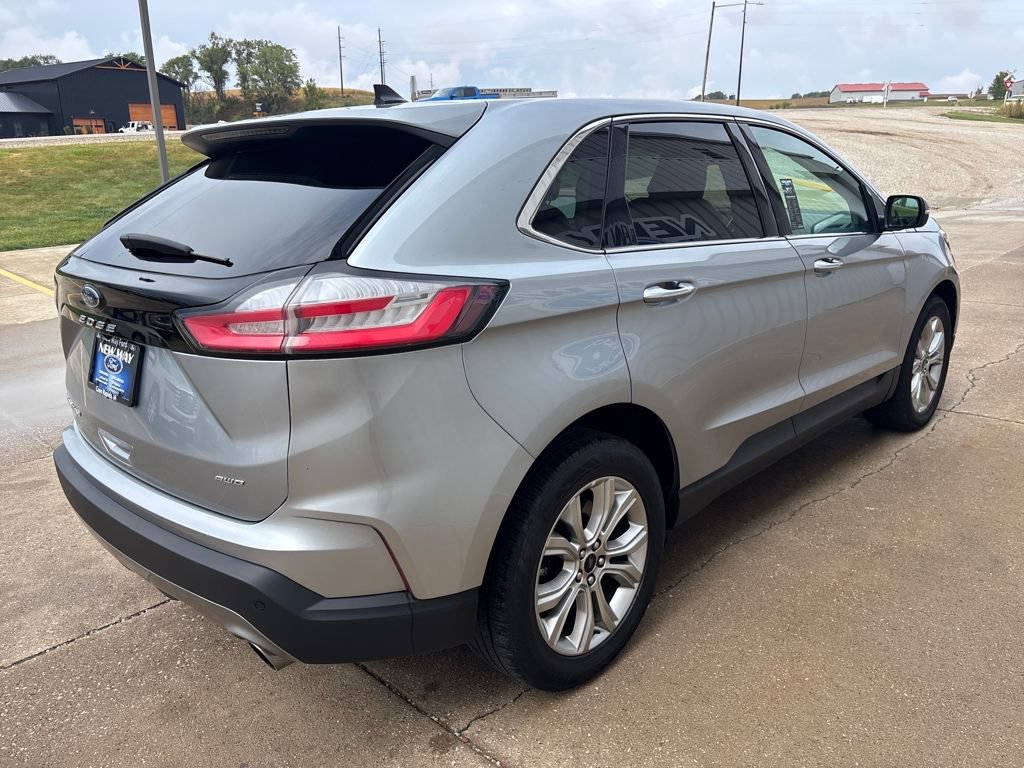 Certified 2024 Ford Edge Titanium AWD/4WD image 4