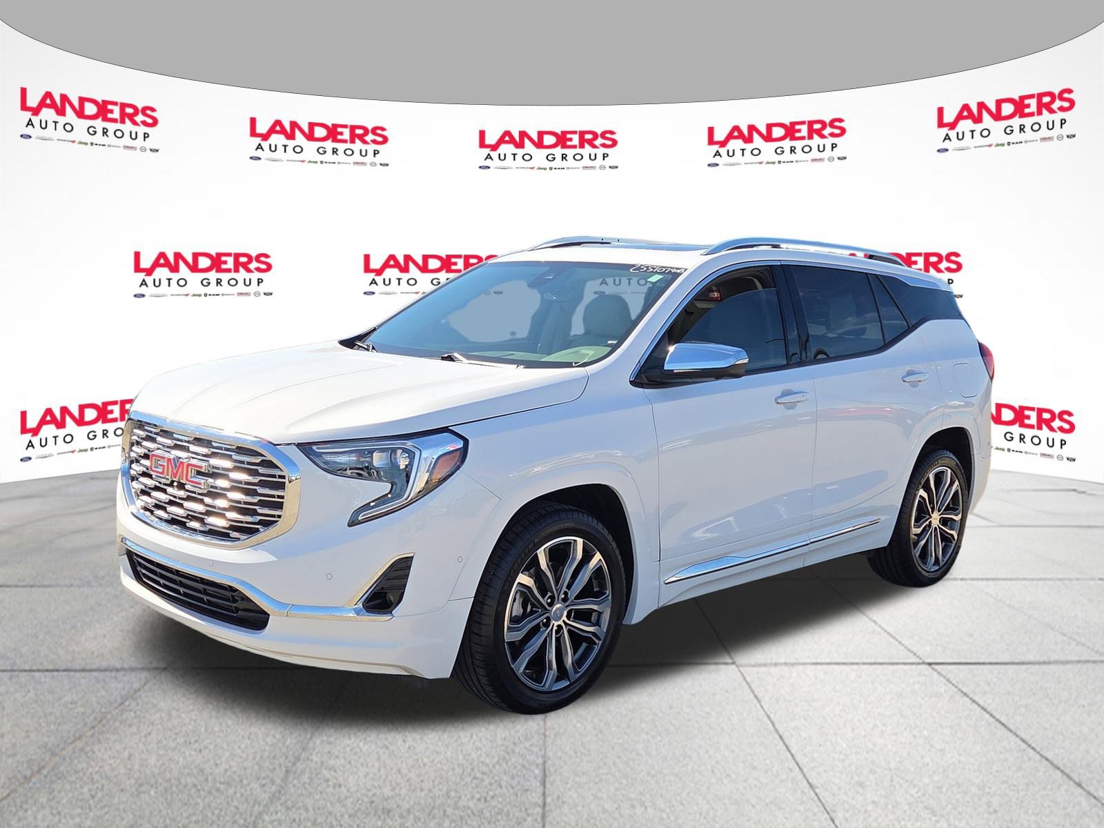 Used 2020 GMC Terrain Denali w/ Denali Premium Package image 7