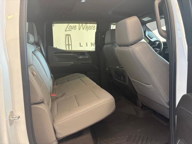 Used 2024 Chevrolet Silverado 1500 LT Trail Boss w/ Convenience Package II AWD/4WD image 9