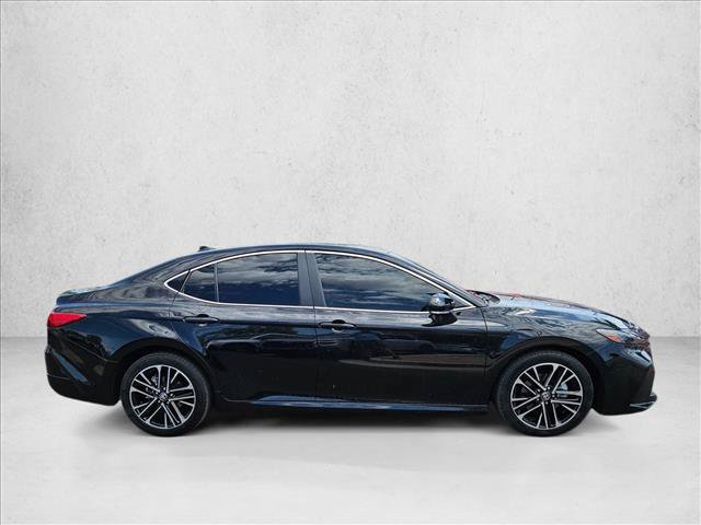 Used 2025 Toyota Camry XLE FWD video 4