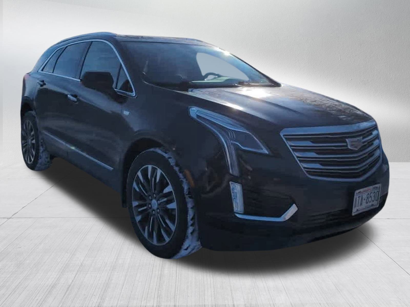 Used 2017 Cadillac XT5 Premium Luxury image 7