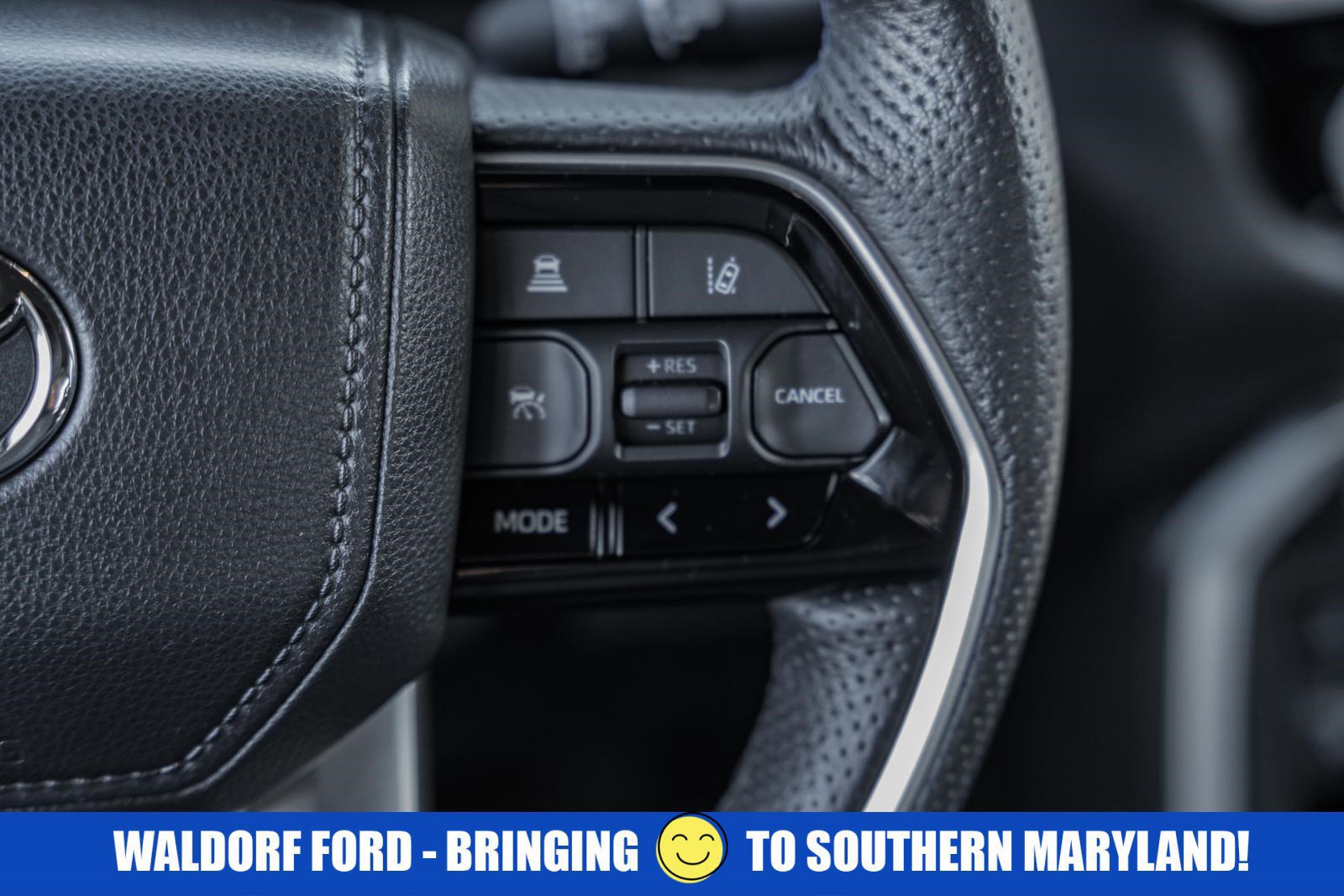 Used 2023 Toyota Tundra Platinum image 37