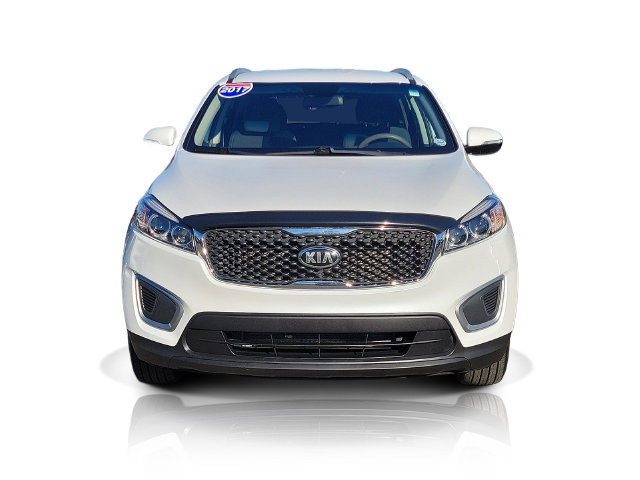 Used 2017 Kia Sorento AWD image 2