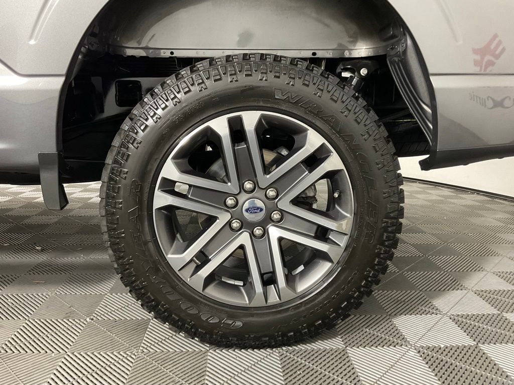 Certified 2021 Ford F150 XL w/ STX Appearance Package RWD image 10