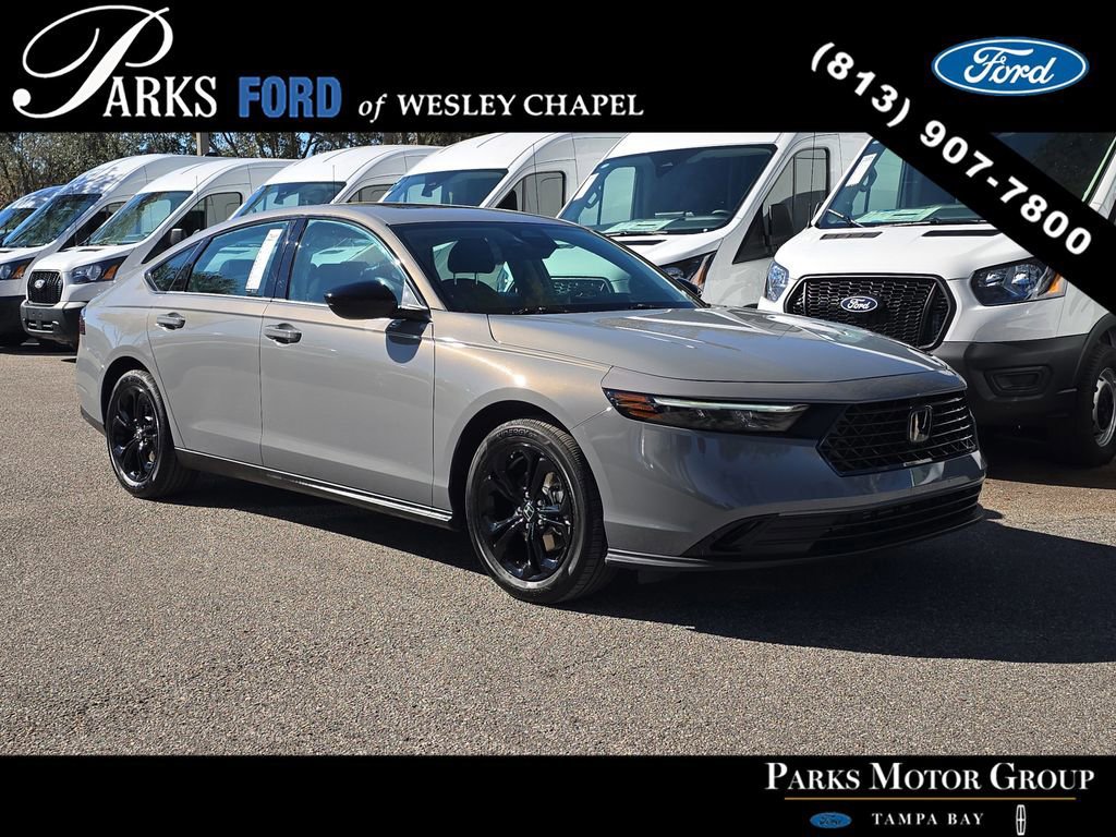 Used 2025 Honda Accord SE image 1