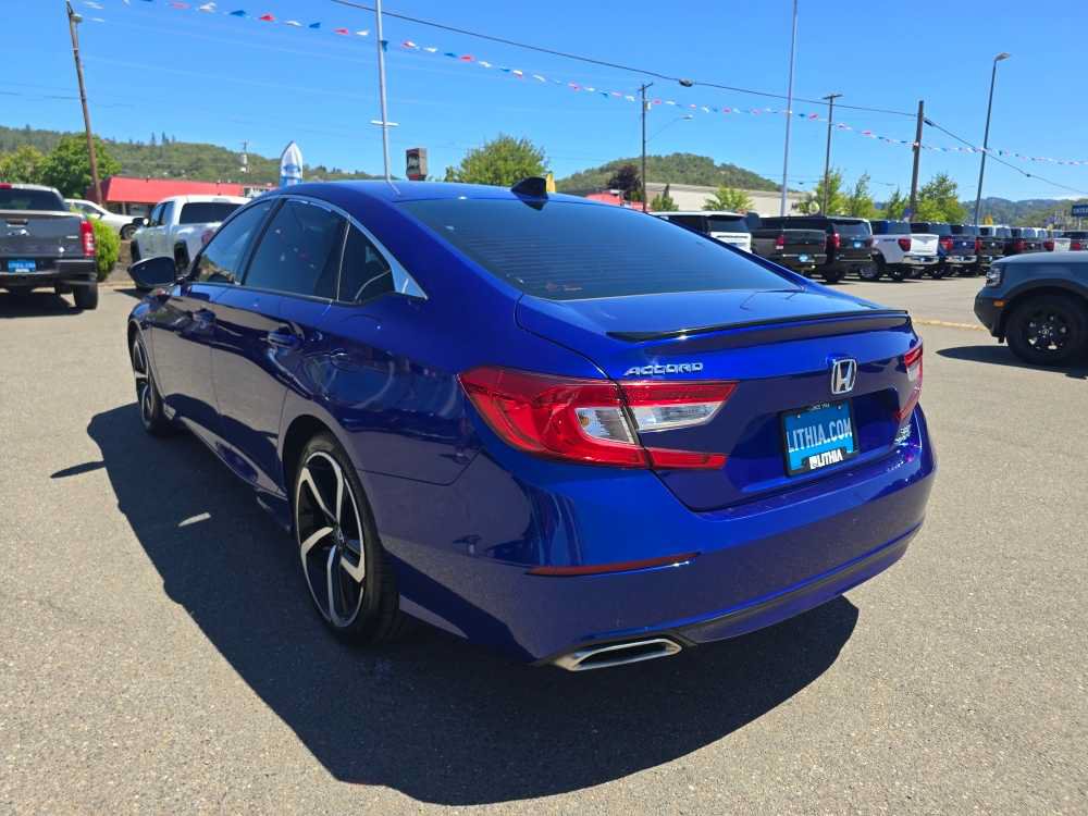 Used 2022 Honda Accord Sport image 3