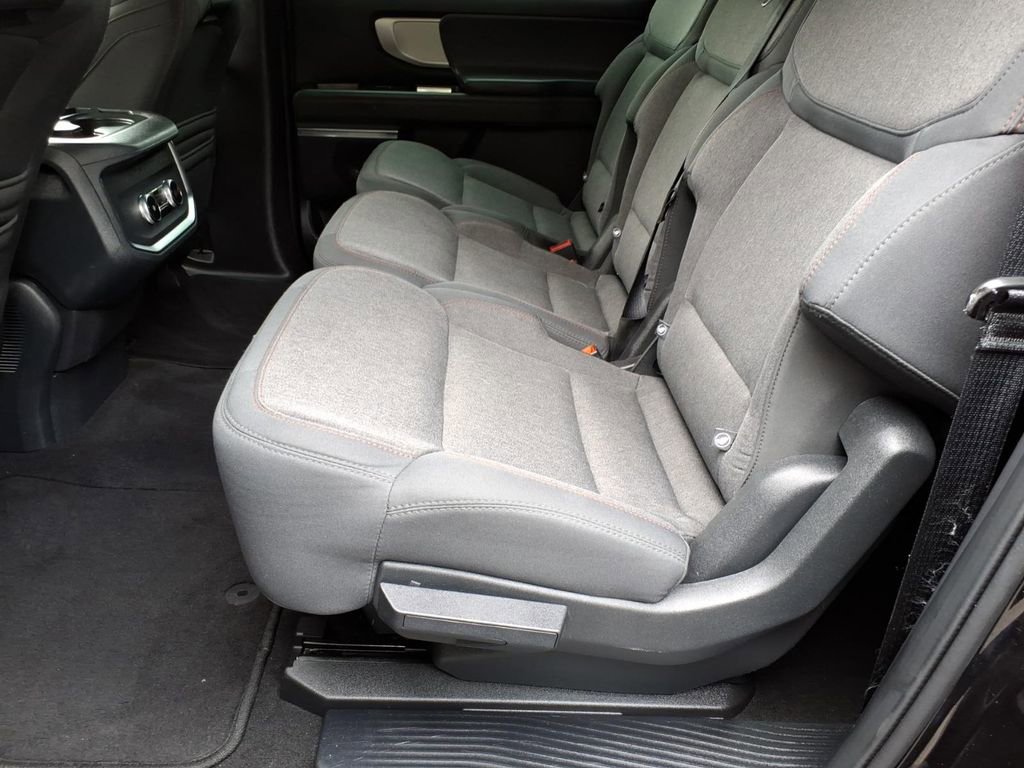 Certified 2025 Ford Expedition Max Active AWD/4WD image 13