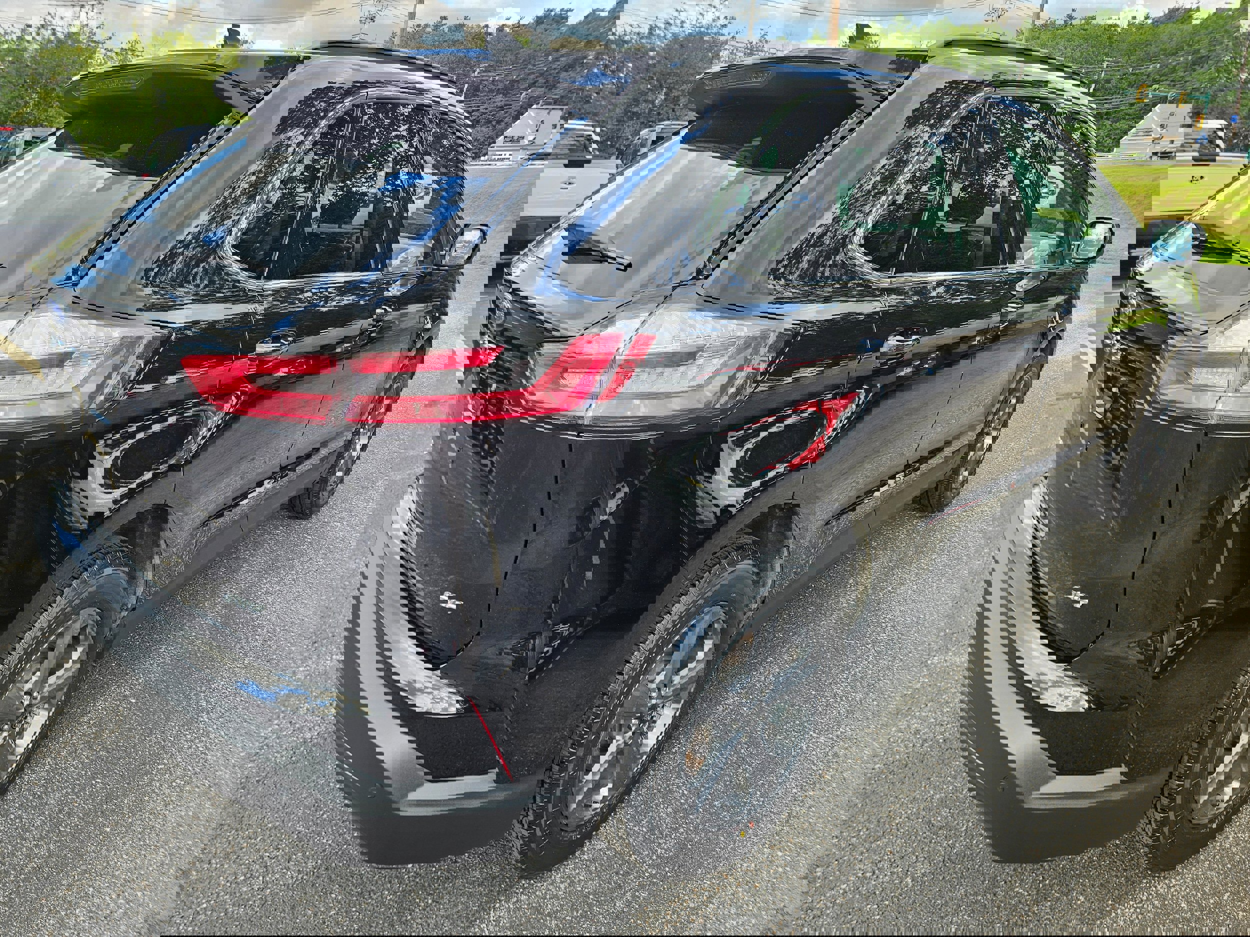 Certified 2022 Ford Edge SEL w/ Sport Appearance Package image 5