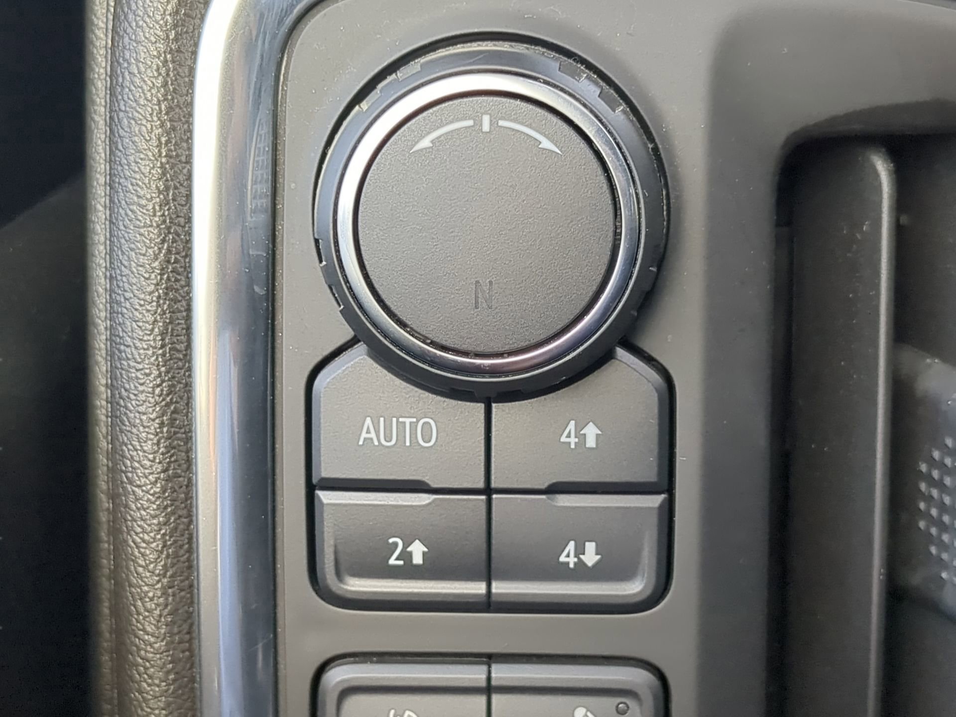 Used 2019 Chevrolet Silverado 1500 High Country w/ Technology Package image 64