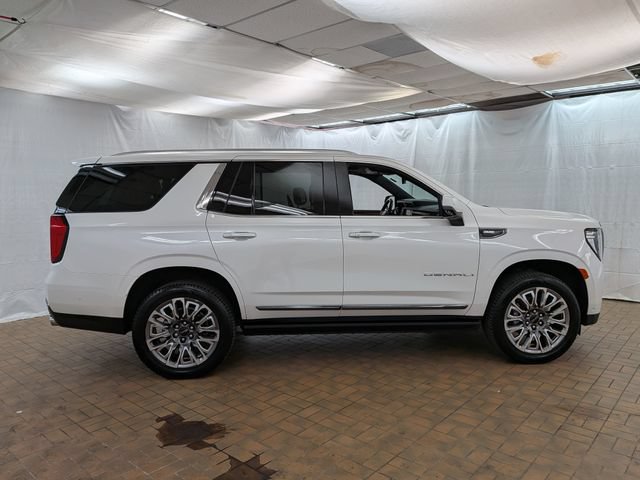 Used 2023 GMC Yukon Denali Ultimate AWD/4WD image 8