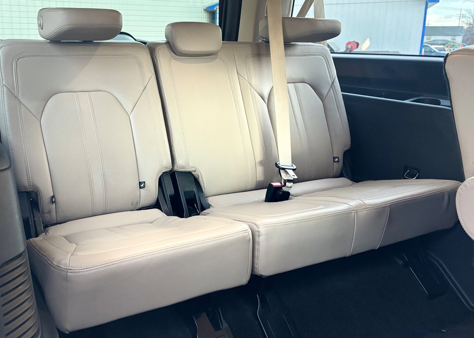 Certified 2022 Ford Expedition Max Limited image 26