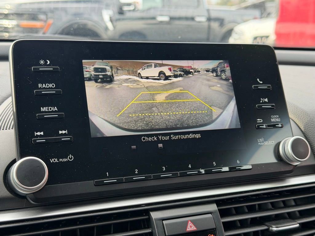 Used 2019 Honda Accord LX image 7