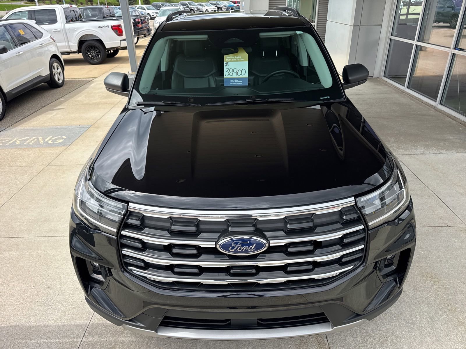 Certified 2025 Ford Explorer Active w/ Active Comfort Package AWD/4WD image 12