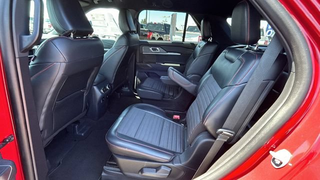 Certified 2025 Ford Explorer ST-Line w/ Premium Package RWD image 16