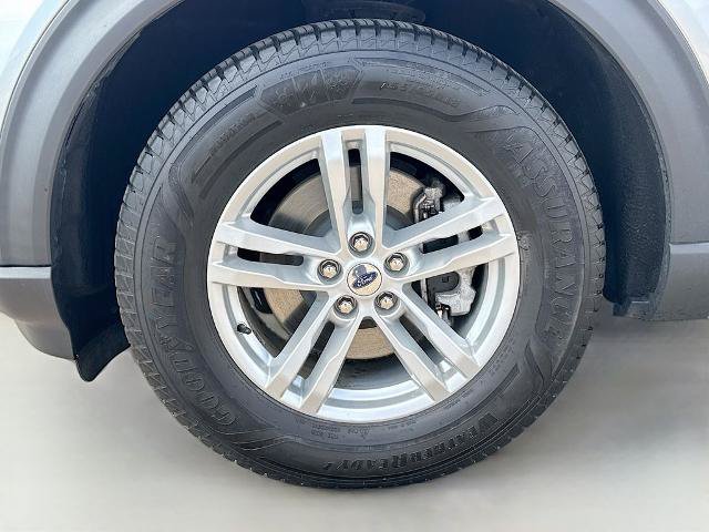 Certified 2020 Ford Explorer XLT w/ Equipment Group 202A AWD/4WD image 23