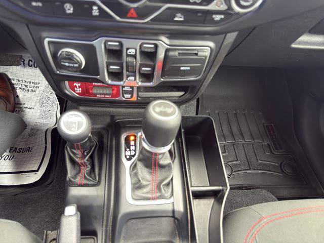 Used 2021 Jeep Wrangler Unlimited Rubicon AWD/4WD image 17
