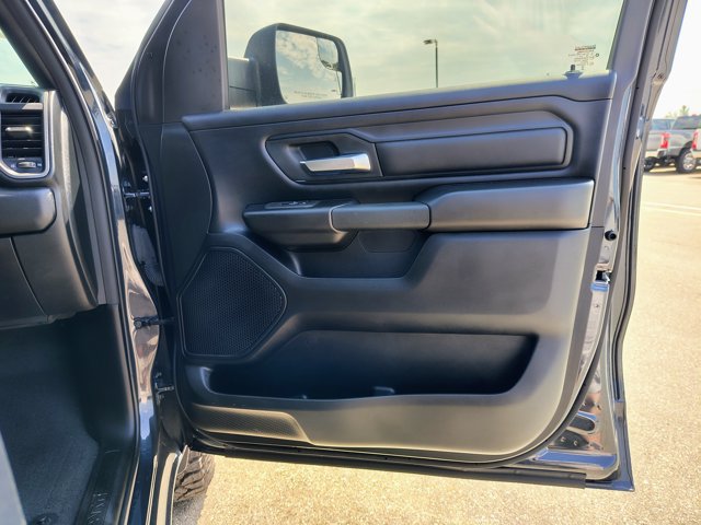 Used 2025 RAM 1500 Warlock AWD/4WD image 14