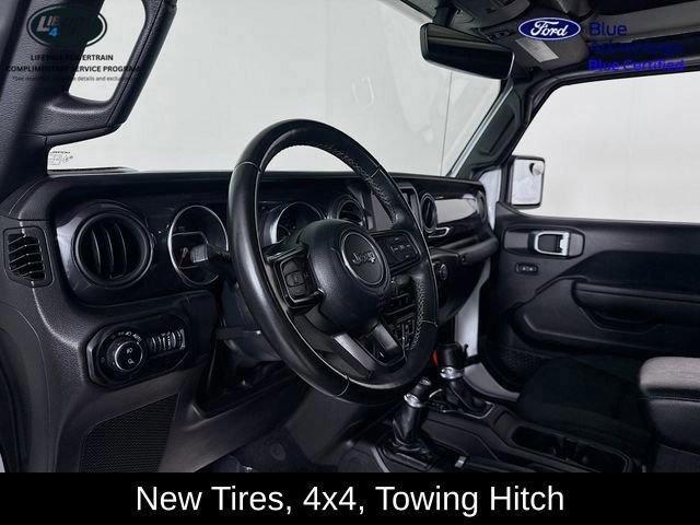 Used 2022 Jeep Gladiator Sport image 9