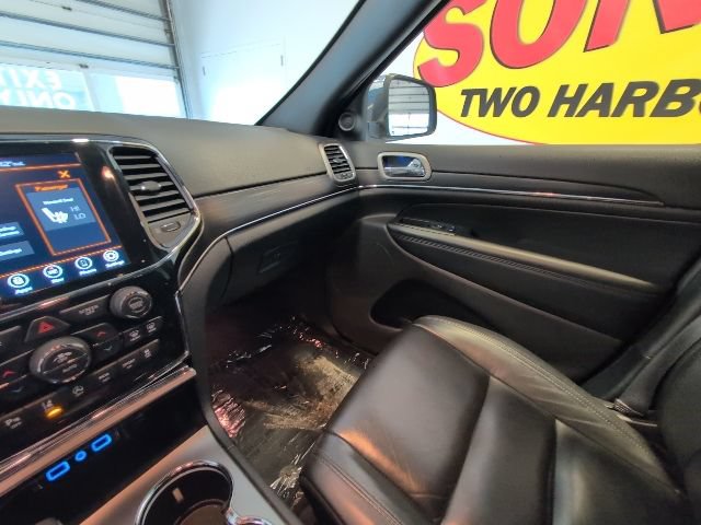 Used 2022 Jeep Grand Cherokee Limited w/ Technology Group AWD/4WD image 27