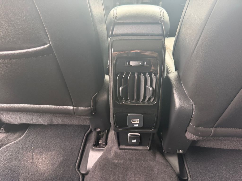 Used 2022 Jeep Compass Latitude AWD/4WD image 23