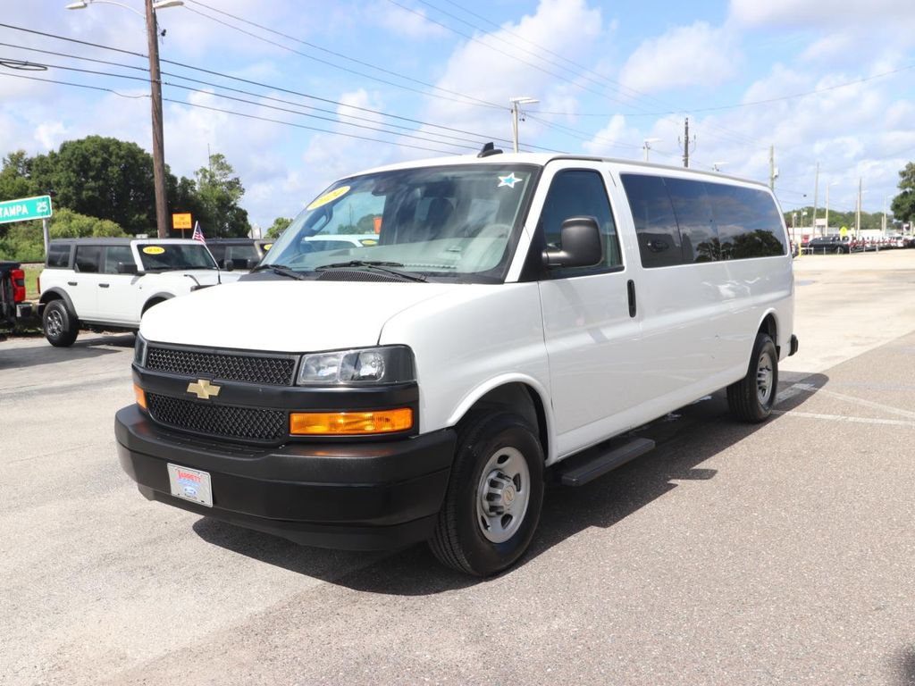 Used 2024 Chevrolet Express 3500 LS RWD image 5