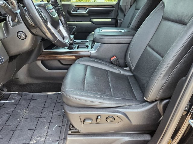 Used 2022 GMC Sierra 1500 SLT AWD/4WD image 17