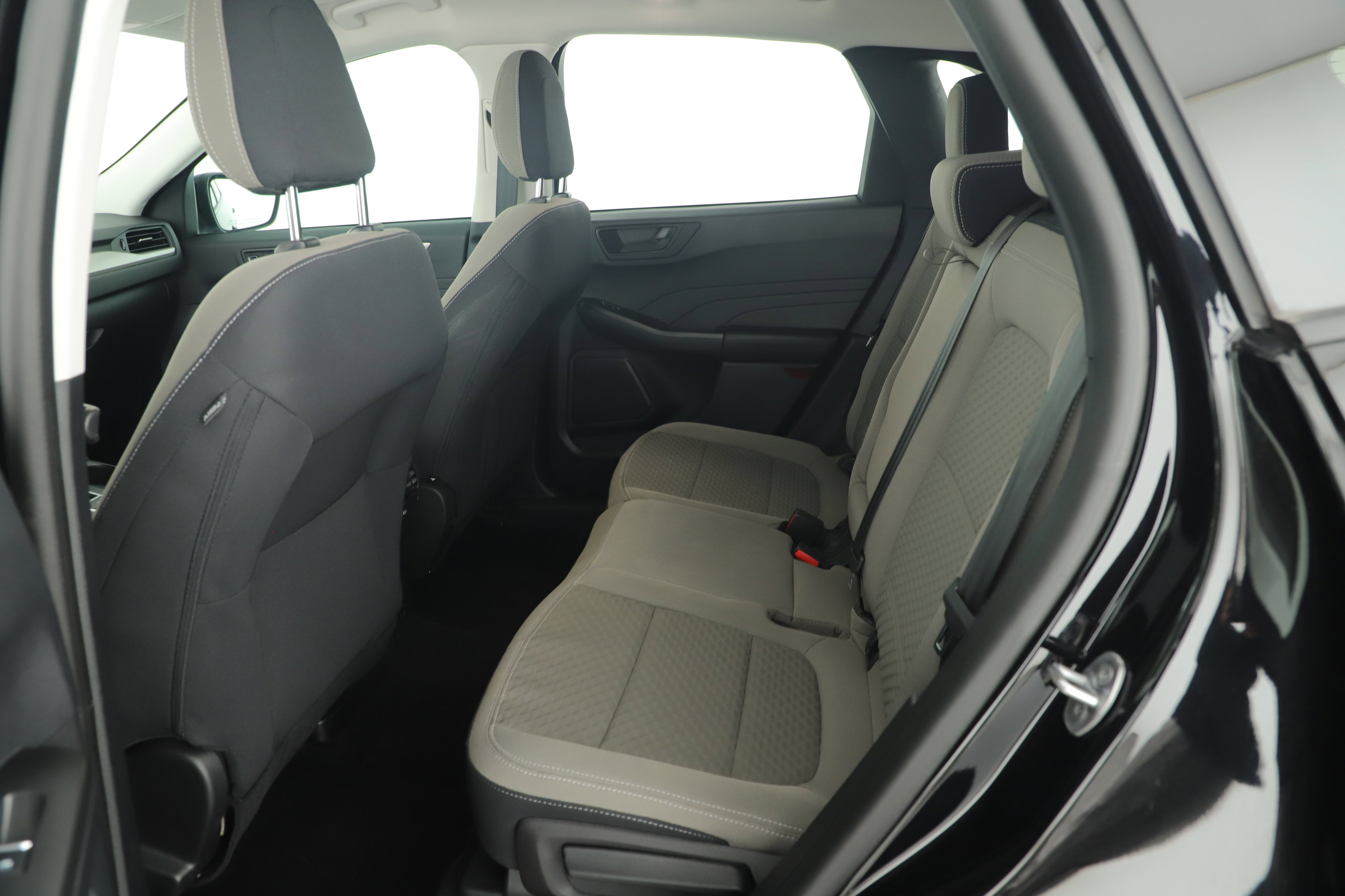 Certified 2022 Ford Escape SE w/ SE Sport Appearance Package image 16