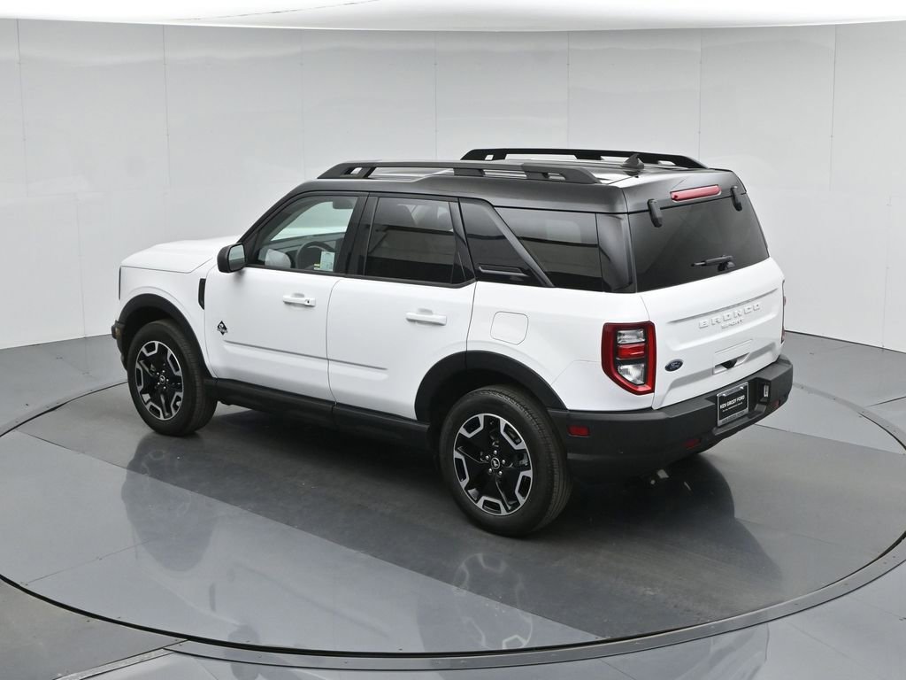 Certified 2024 Ford Bronco Sport Outer Banks w/ Tech Package AWD/4WD image 46