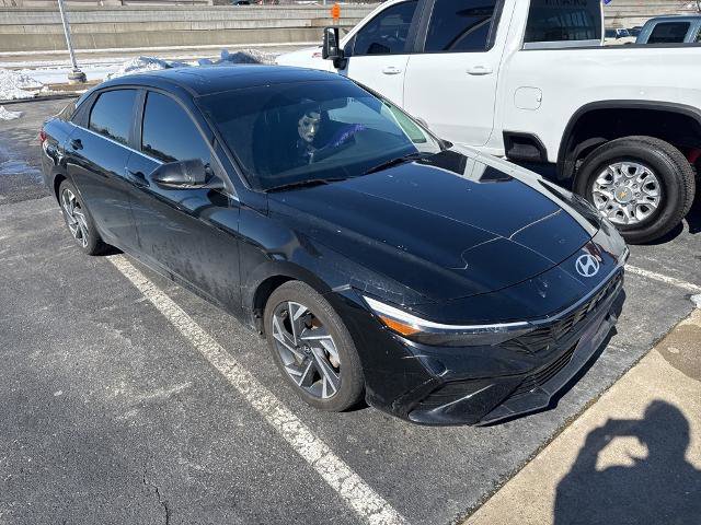 Used 2024 Hyundai Elantra SEL w/ Convenience Package image 7