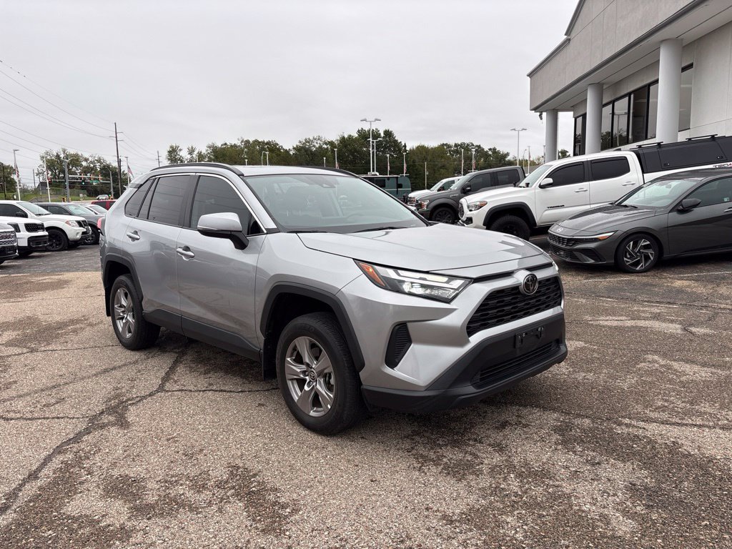 Used 2025 Toyota RAV4 XLE w/ Convenience Package