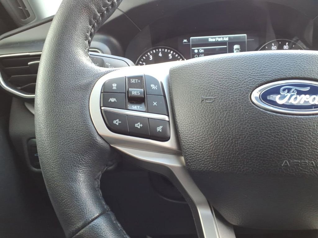 Certified 2024 Ford Explorer XLT w/ Equipment Group 202A AWD/4WD image 17