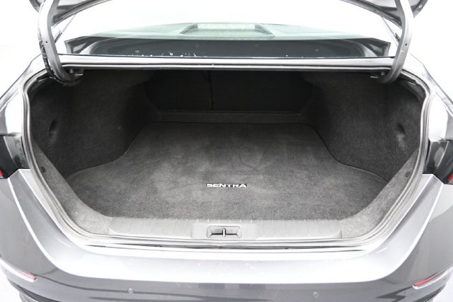 Used 2025 Nissan Sentra SR FWD image 27
