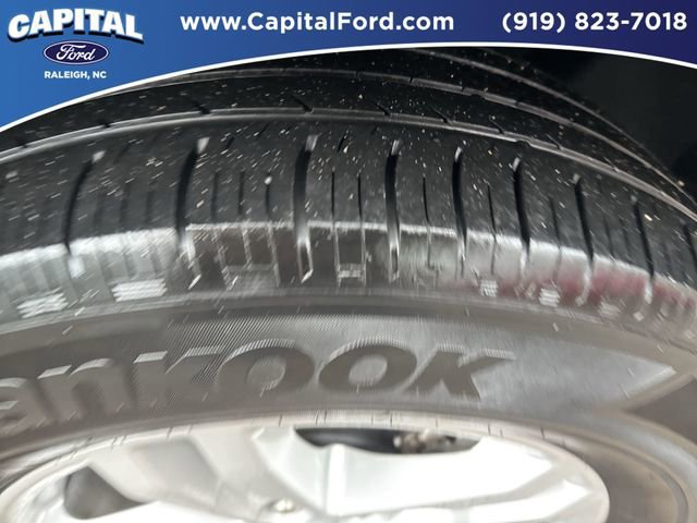 Certified 2022 Ford Explorer XLT image 14