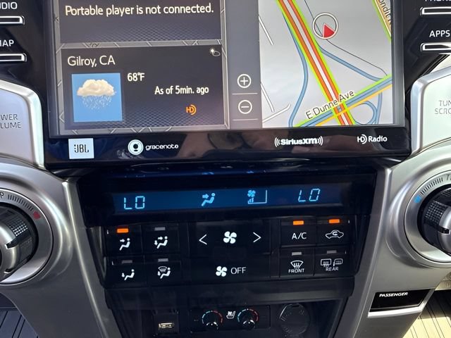 Used 2020 Toyota 4Runner Limited AWD/4WD image 28