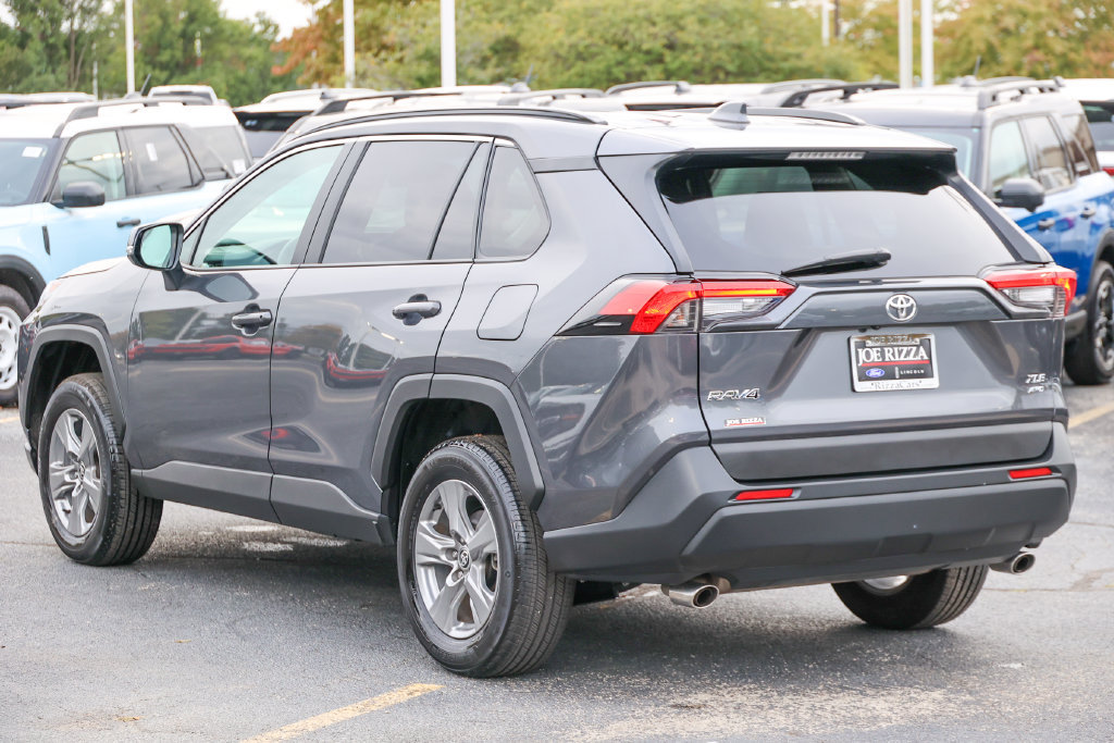 Used 2025 Toyota RAV4 XLE AWD/4WD image 25