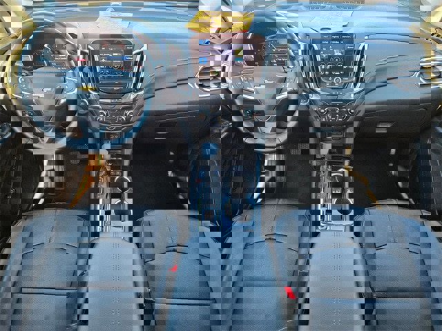 Used 2024 Chevrolet Equinox Premier image 9