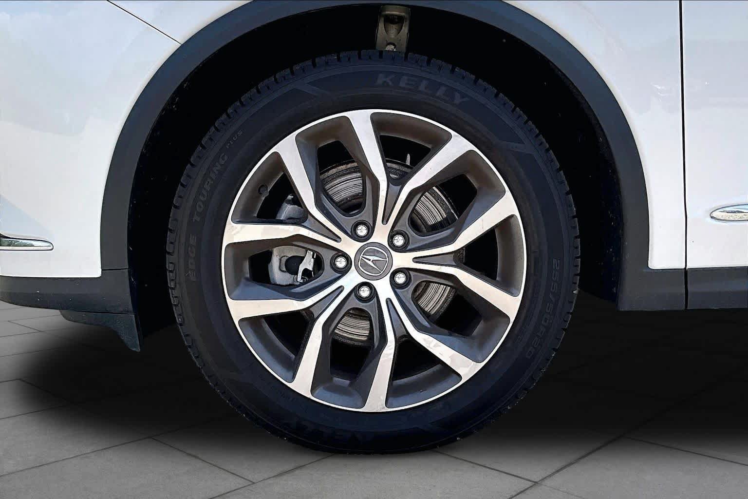 Used 2023 Acura MDX SH-AWD w/ Technology Package image 21