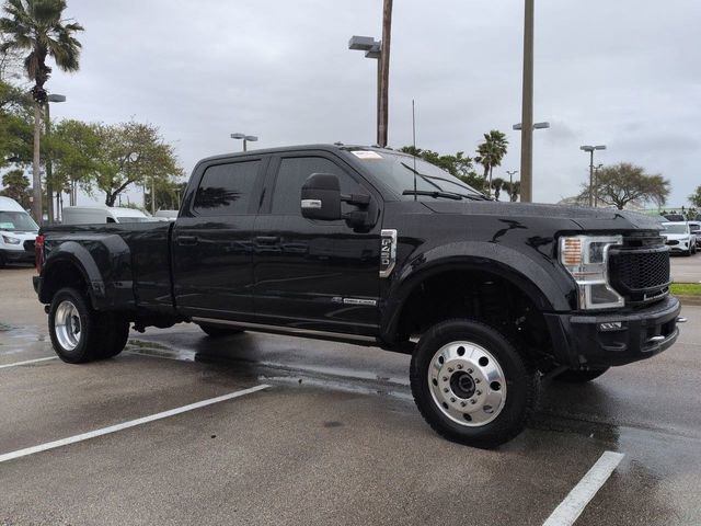Certified 2022 Ford F450 Platinum w/ FX4 Off-Road Package image 2