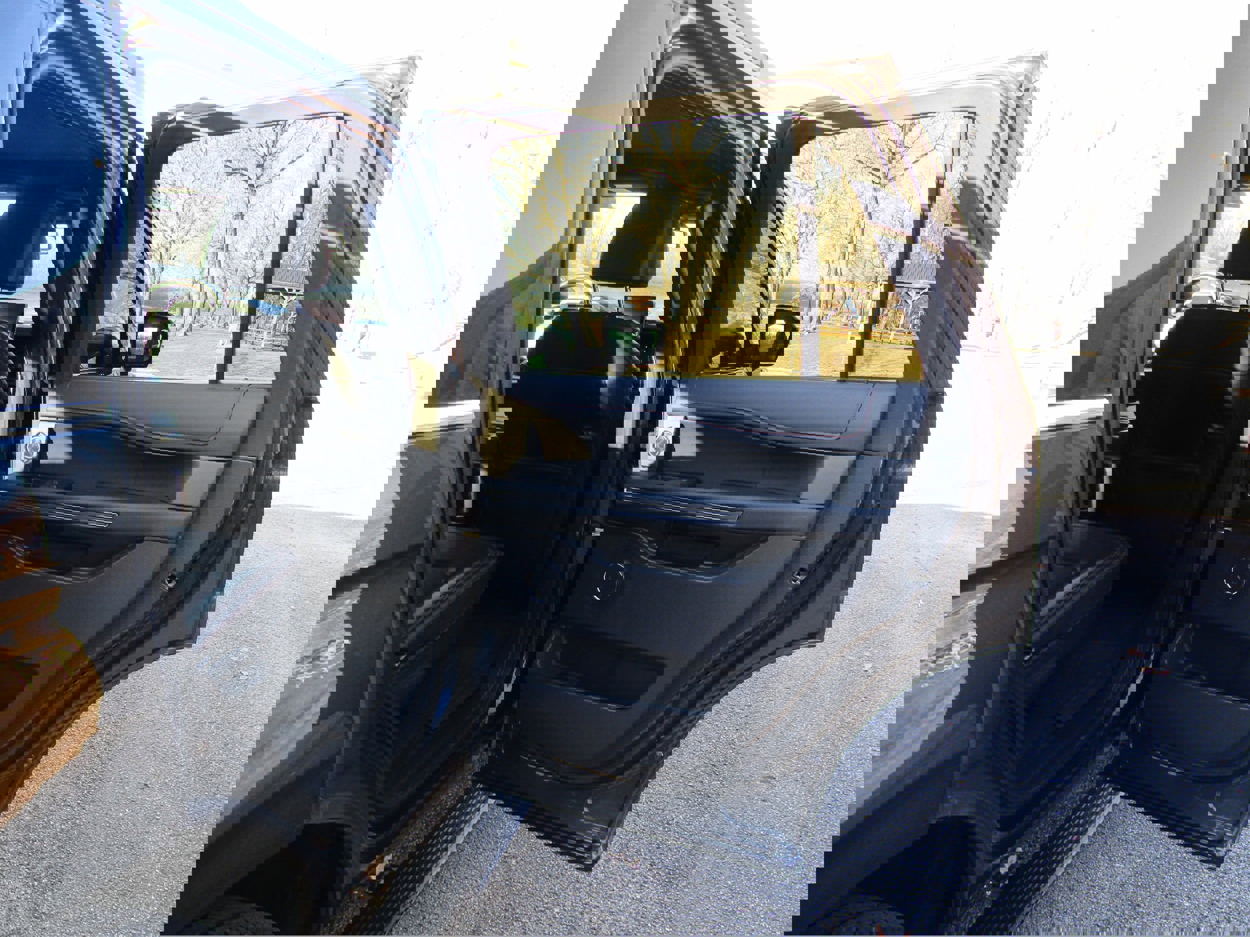 Certified 2023 Ford Expedition Limited image 21