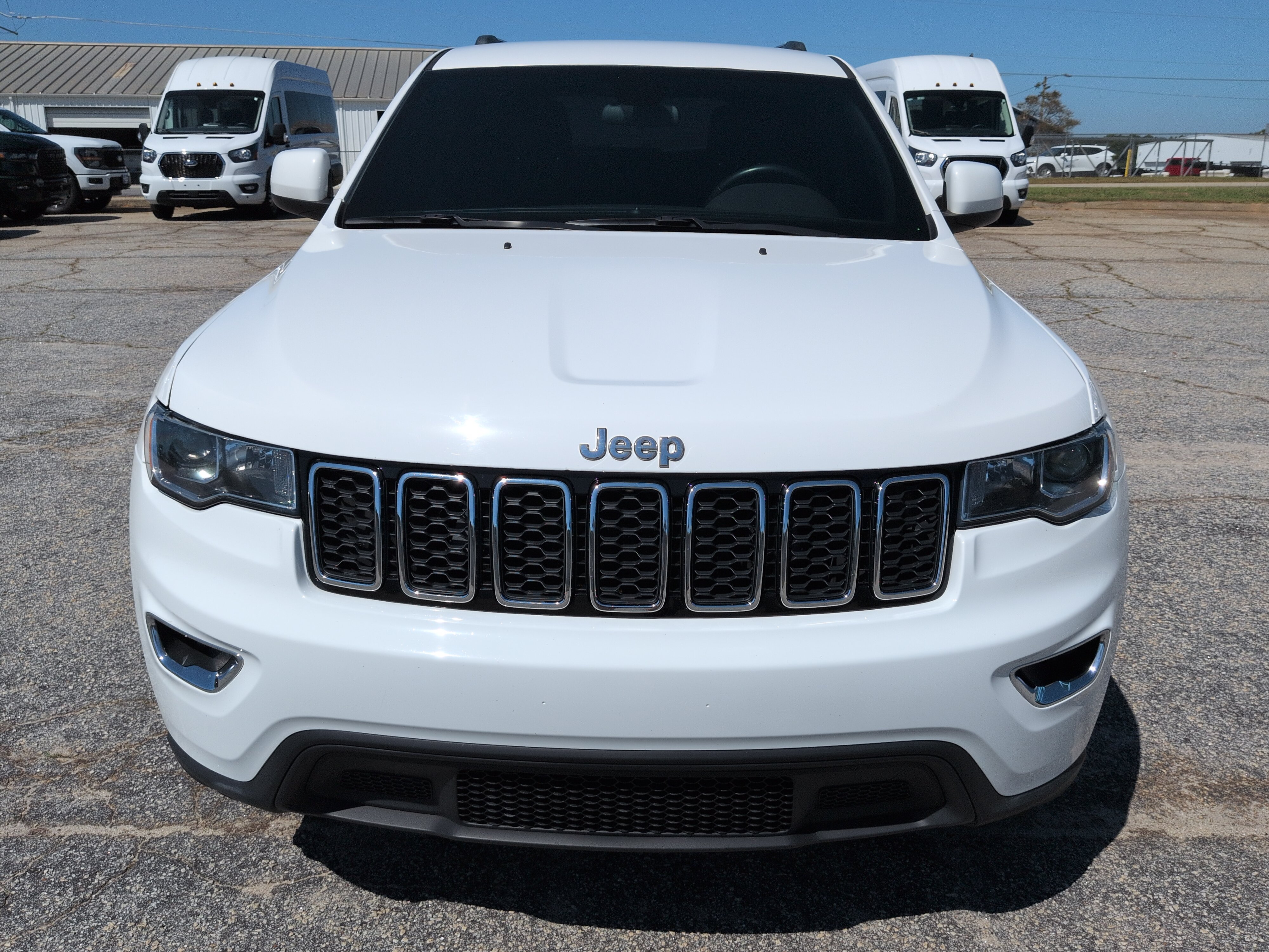 Used 2021 Jeep Grand Cherokee Laredo RWD image 7