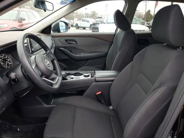 Used 2023 Nissan Rogue S image 10