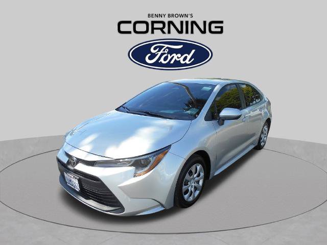 Used 2025 Toyota Corolla LE FWD image 1