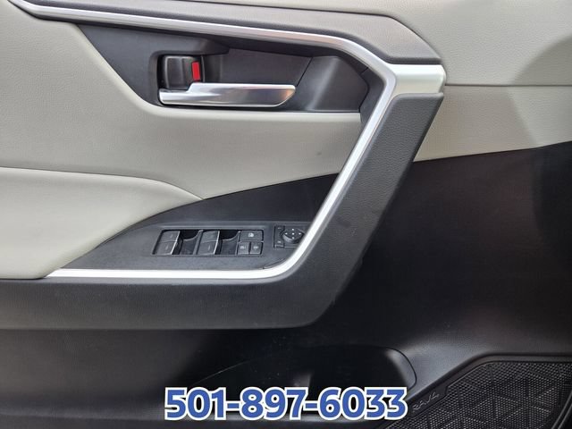 Used 2022 Toyota RAV4 XLE AWD/4WD image 24
