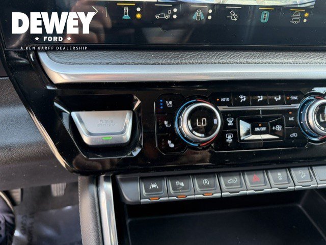 Used 2022 GMC Sierra 1500 Denali w/ Technology Package AWD/4WD image 29
