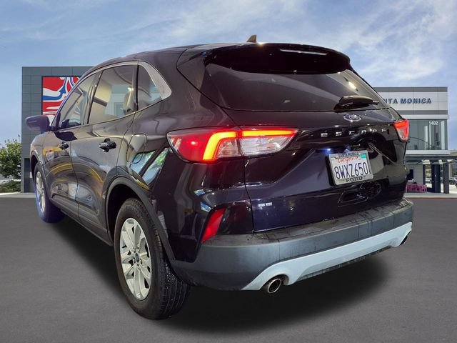 Certified 2021 Ford Escape SE FWD image 3