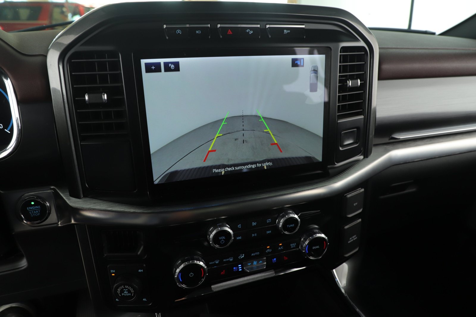 Certified 2023 Ford F150 Lariat AWD/4WD image 13