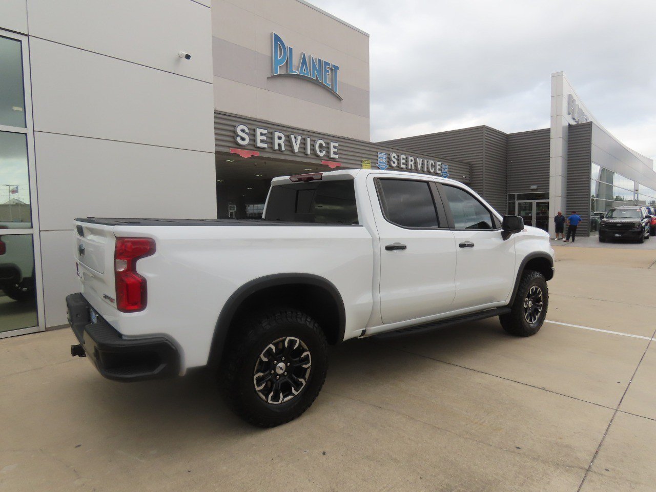 Used 2024 Chevrolet Silverado 1500 ZR2 w/ Technology Package AWD/4WD image 11