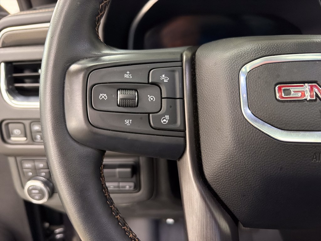 Used 2023 GMC Yukon AT4 w/ AT4 Premium Plus Package AWD/4WD image 21